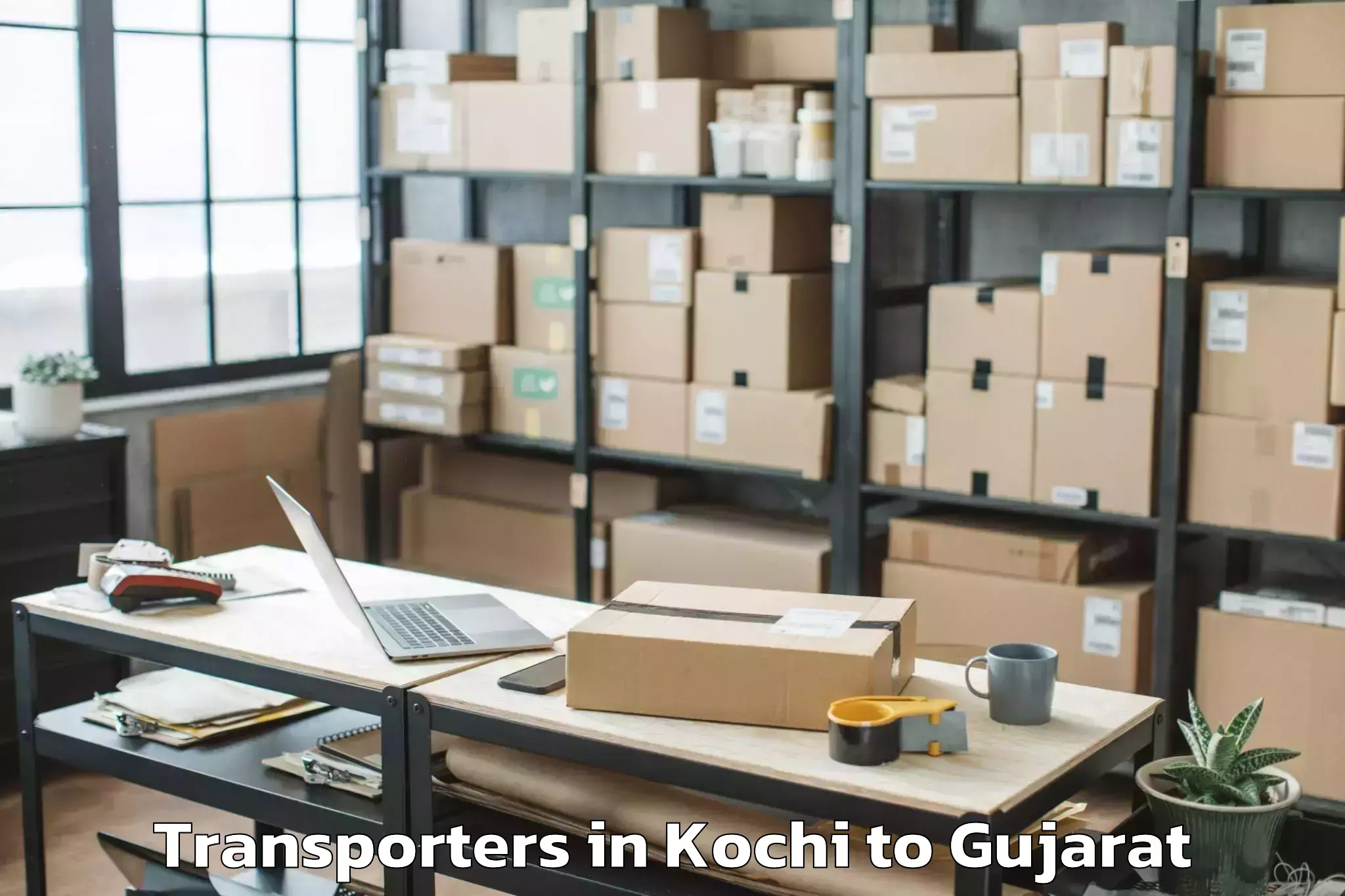 Professional Kochi to Rapar Transporters